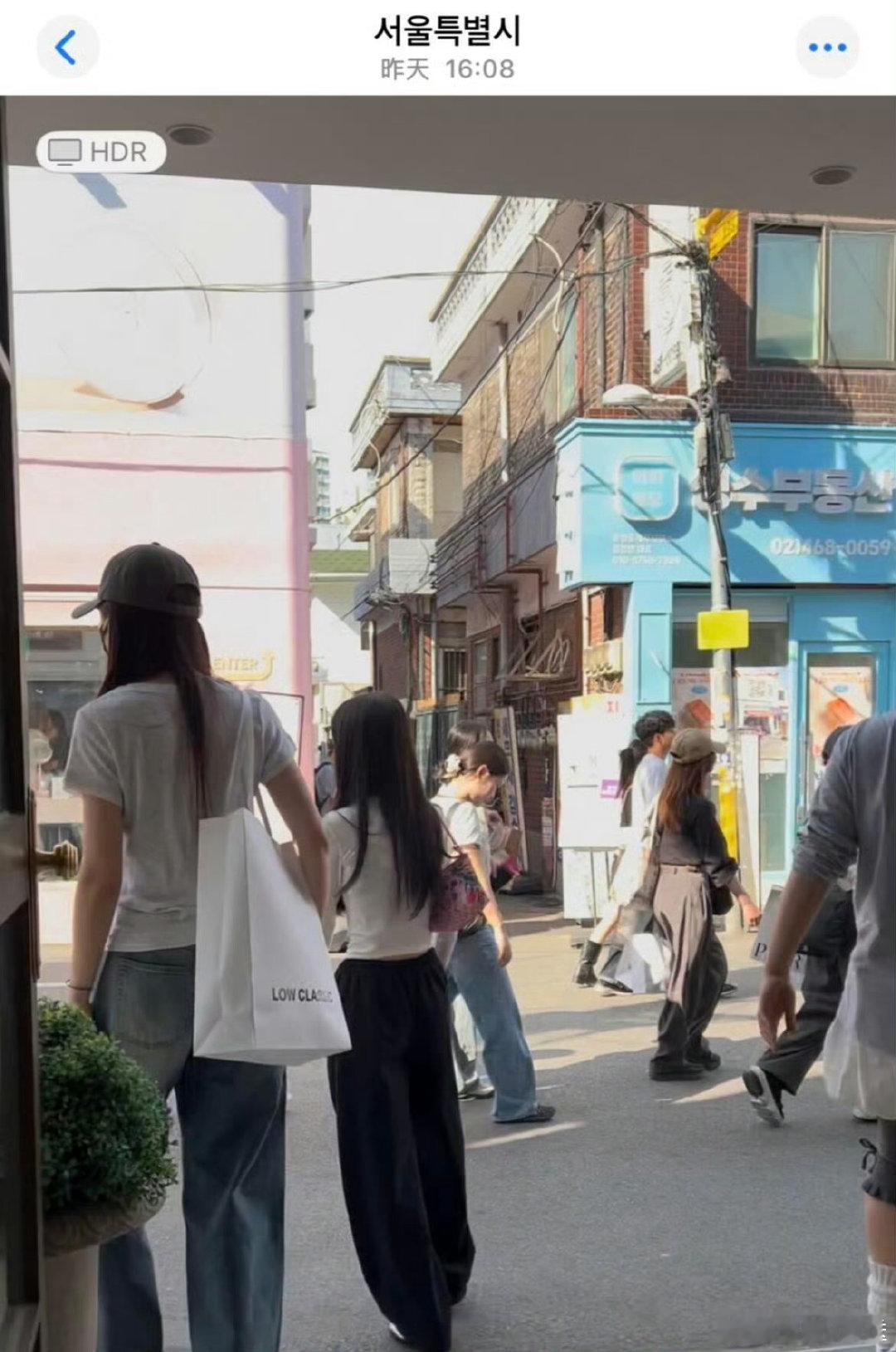 田曦薇偶遇一次就记住了粉丝被美女本人亲口夸赞漂亮，这种双向奔赴的温柔真的太让人心