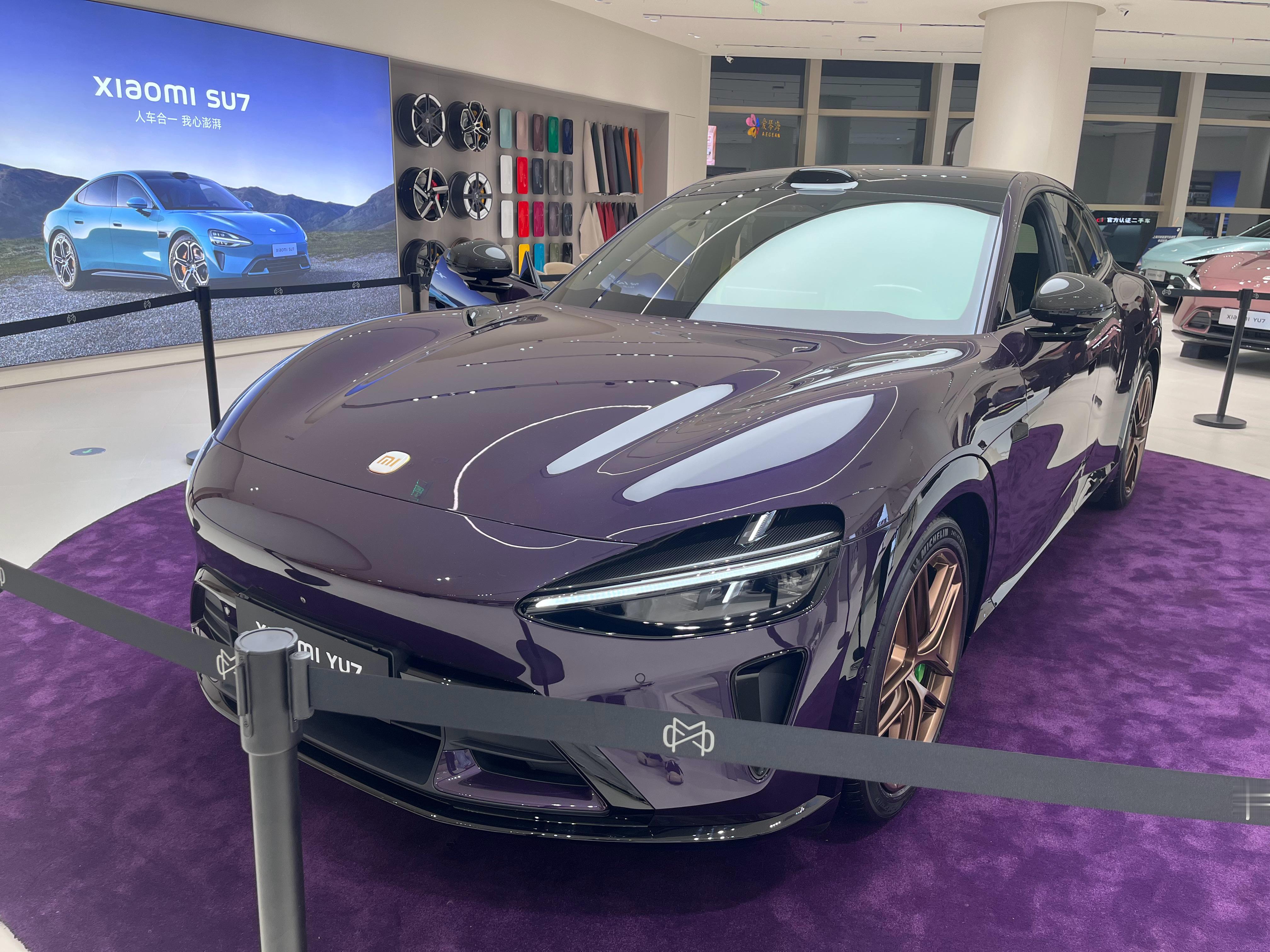 预告！小米Ultra 定制款-嫩牙黄 将于12.13在小米松江交付中心展出。不过