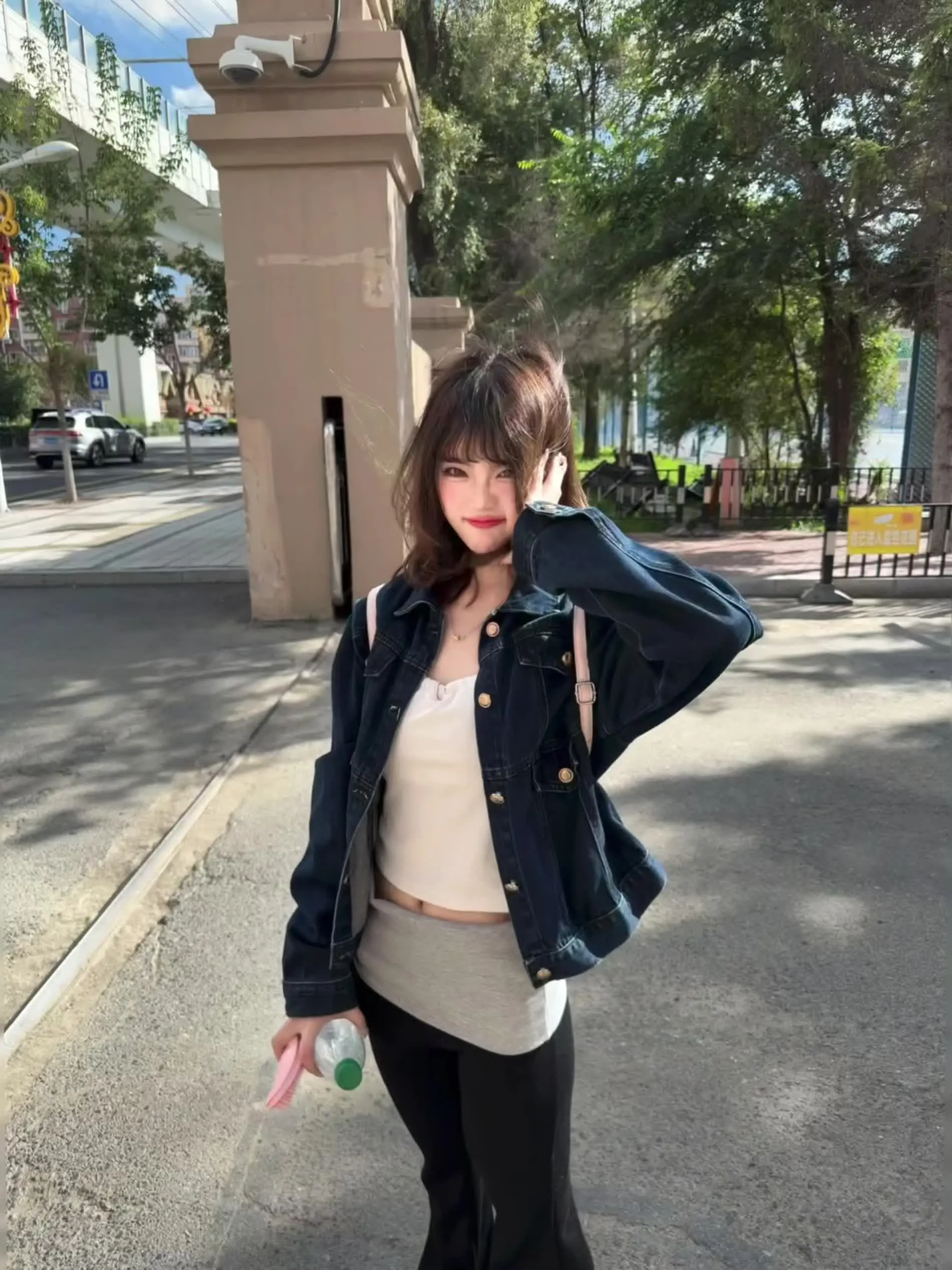 喜欢你才装可爱，你以为卖萌很简单吗？(˃ ⌑ ˂ഃ )