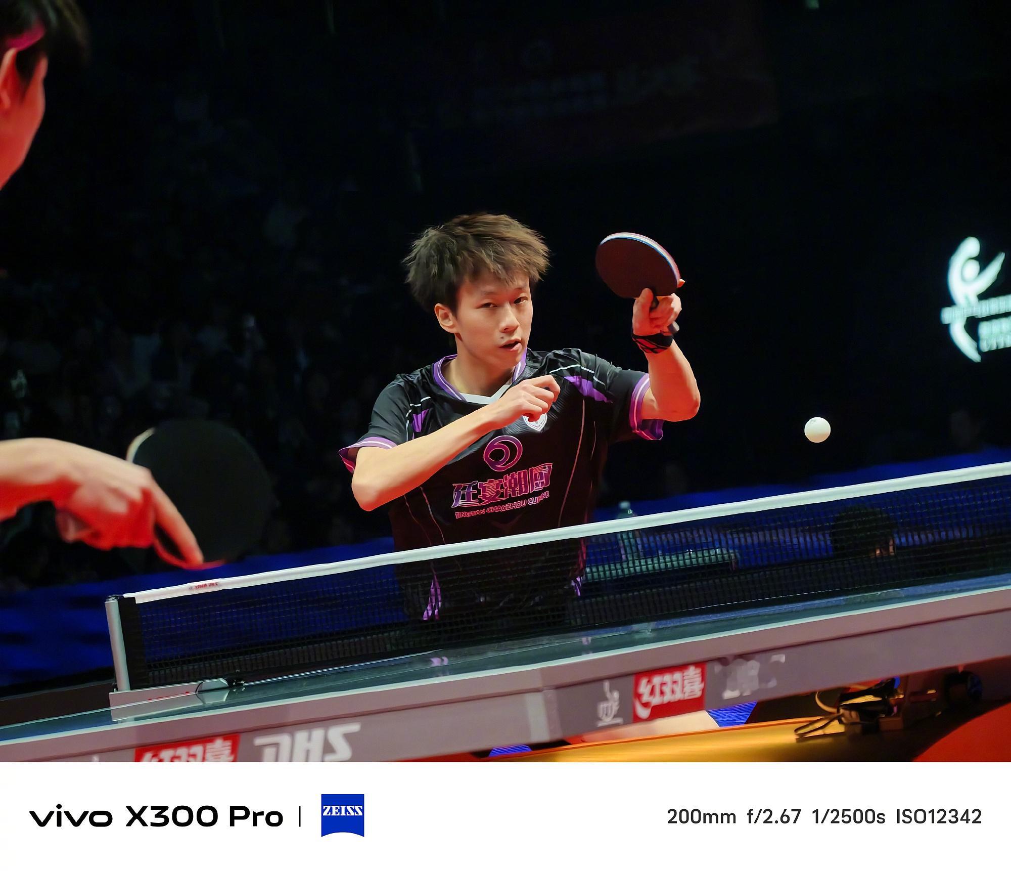 用X300 Pro拍出来的比赛瞬间不止是舞台神器，出去看比赛也很好用