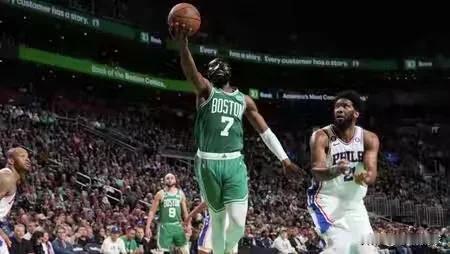 不敢相信！76人竟然以87-121超大分差惨败凯尔特人，还有这3点更是难以置信。