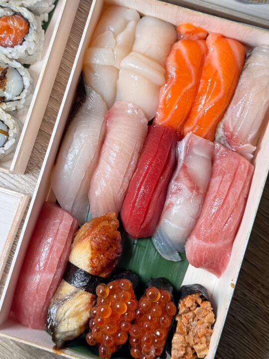紐約🍣私心不捨得分享的壽司