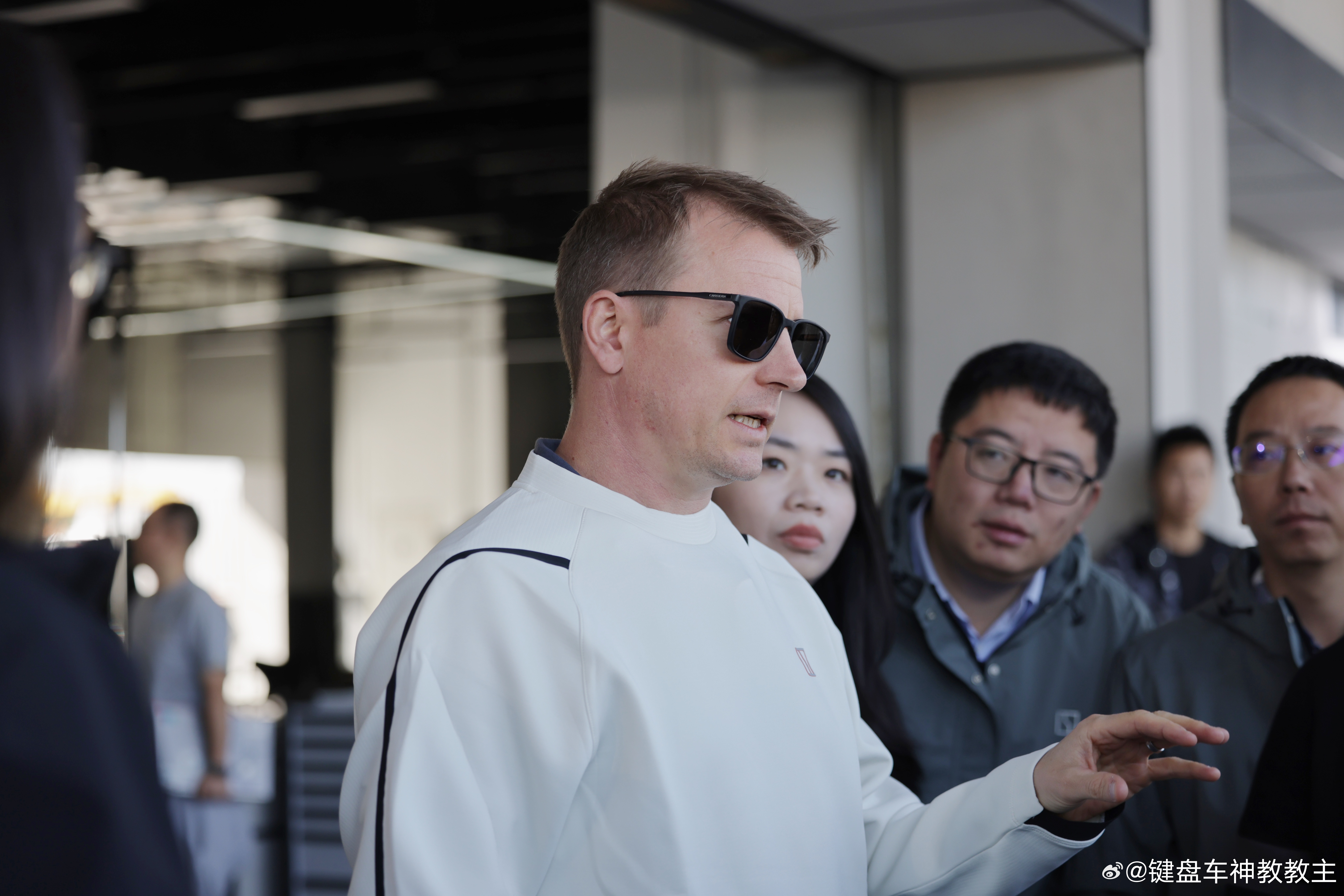 性能顾问已开始工作只为极氪式操控再进阶10月27日19:30 共同见证#极氪00