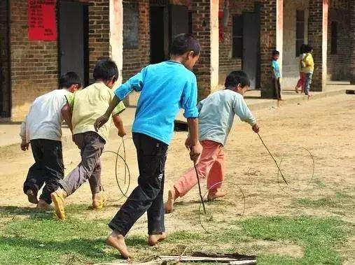 旧时光里的“健康密码”：找回内外双调的快乐

小时候的回忆，是一段不用赶时间的时