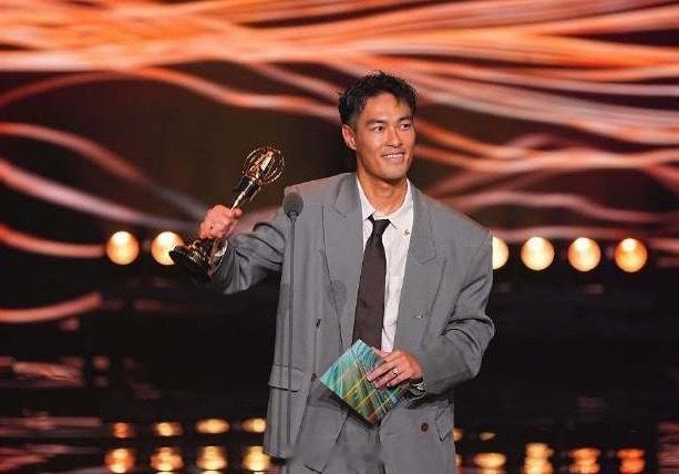 戏剧节目最佳男配角：杨佑宁「监所男子囚生记」这竟然是他自2004年以「十七岁的天