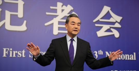 王毅外长发出统一最强音，向全世界通报两件事，中国再也不避讳了！解放军“正义使命-