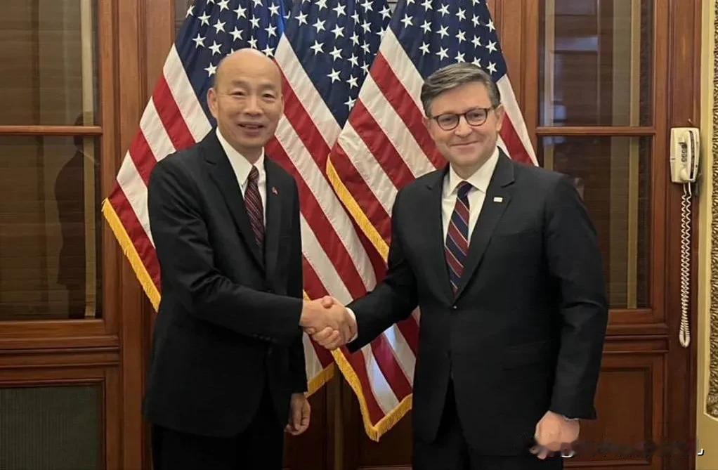 红线踩得明明白白。韩国瑜这趟美国之行，见的人一个比一个敏感。台湾多家媒体跟进报道