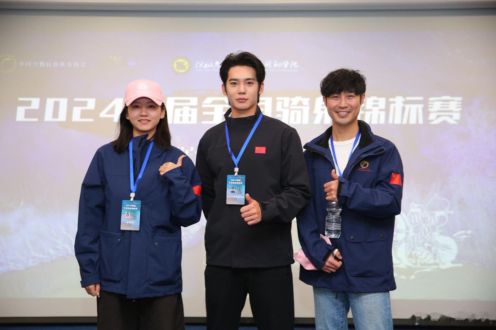 演员于适骑射夜训表现惊人，五连靶全中，实力不容小觑，期待他在未来带来更多精彩！ 