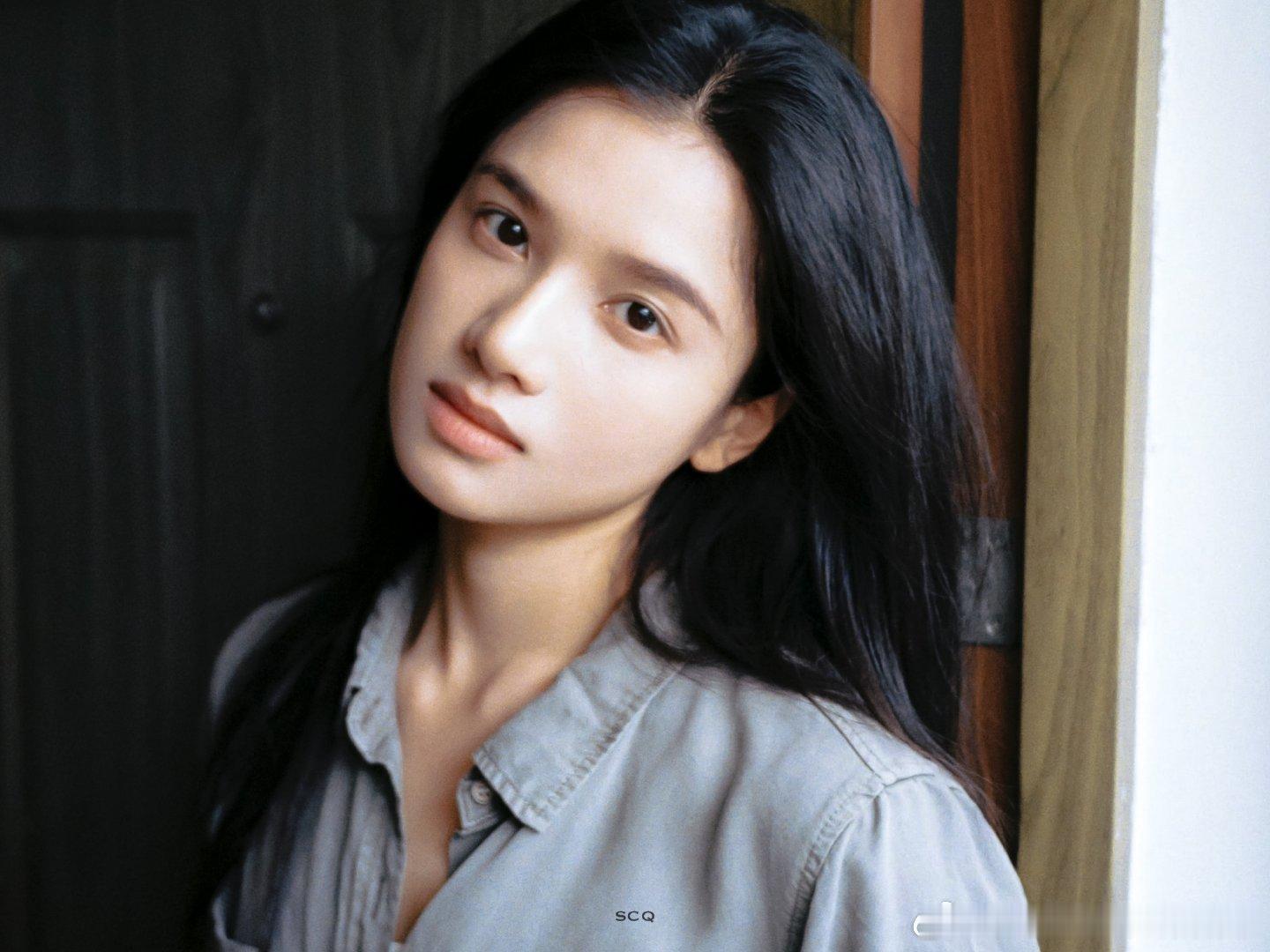 张婧仪的钓系演技好迷人张婧仪的大情绪戏是拿手好戏前后气质反差，抬眼的拉扯感，这样