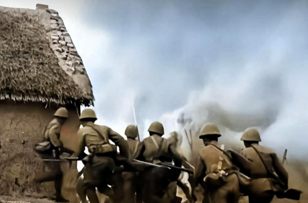 1938年11月3日，高洪口村的村民和八路军第五大队的新兵们，还在憧憬着抗日的胜