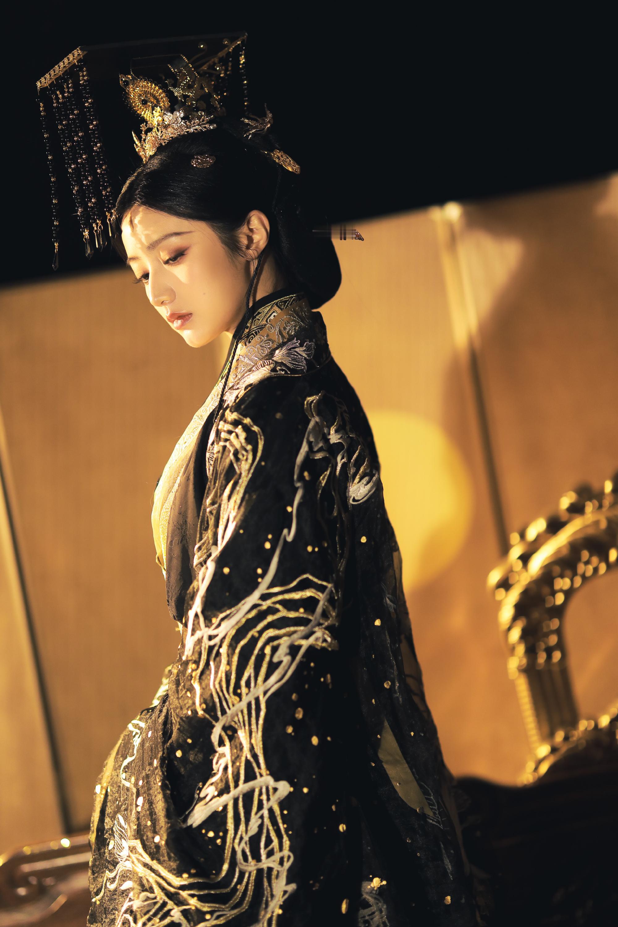 女皇帝伍元照