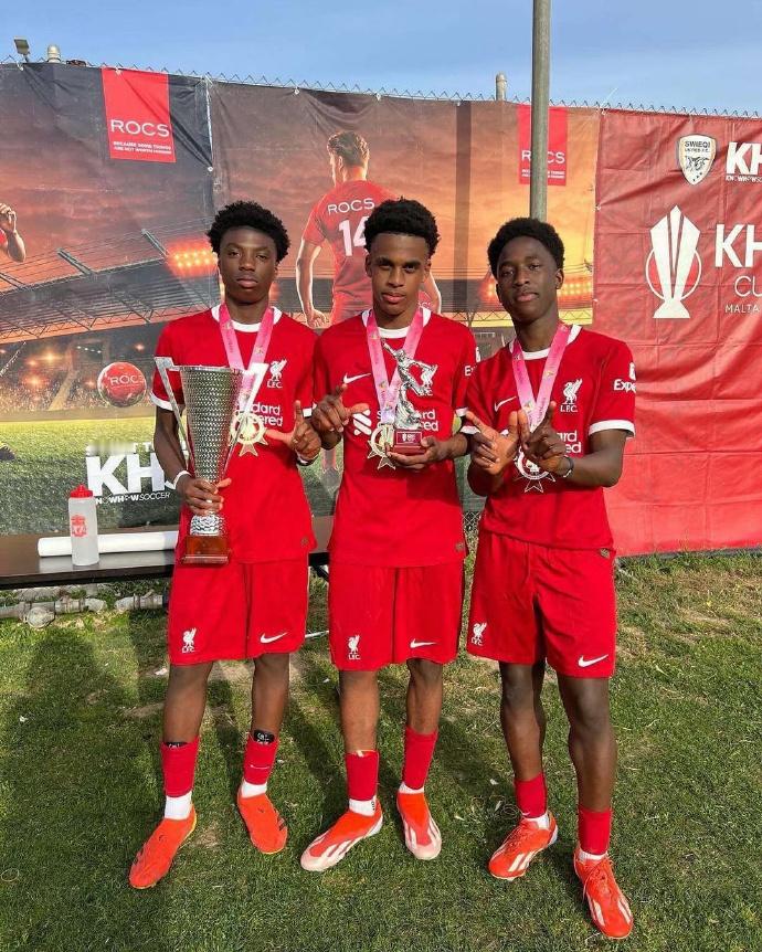 利物浦青训 英格兰U16昨天在土耳其1-2负于丹麦，最后10分钟出场的阿贝破门⚽