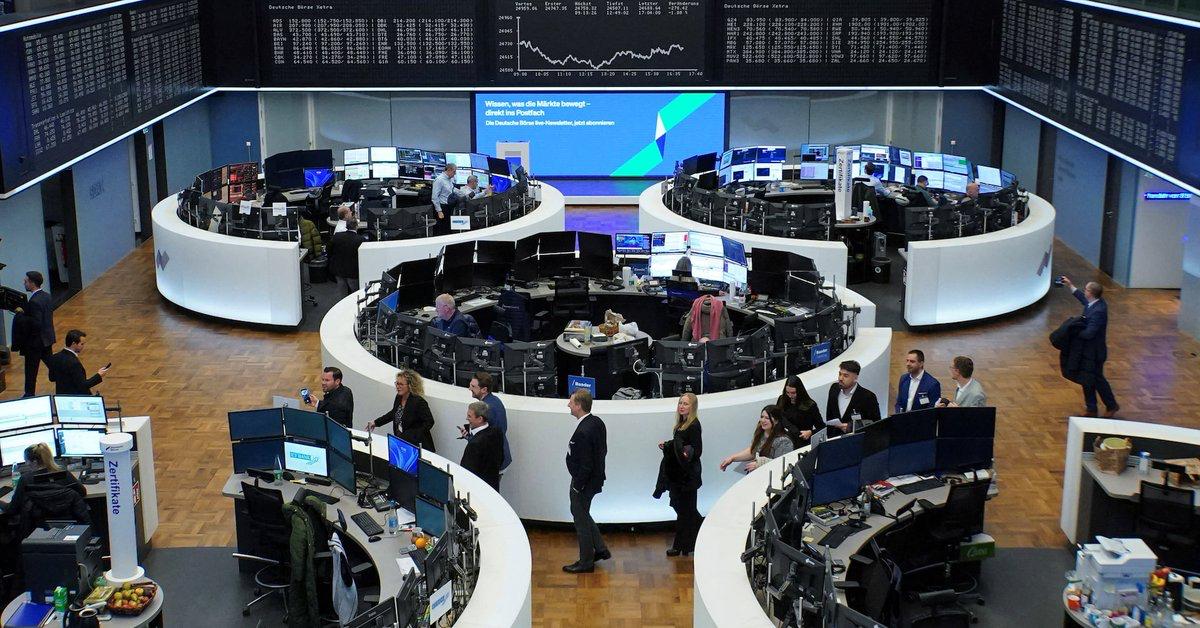 [To learn English]
European shares decli