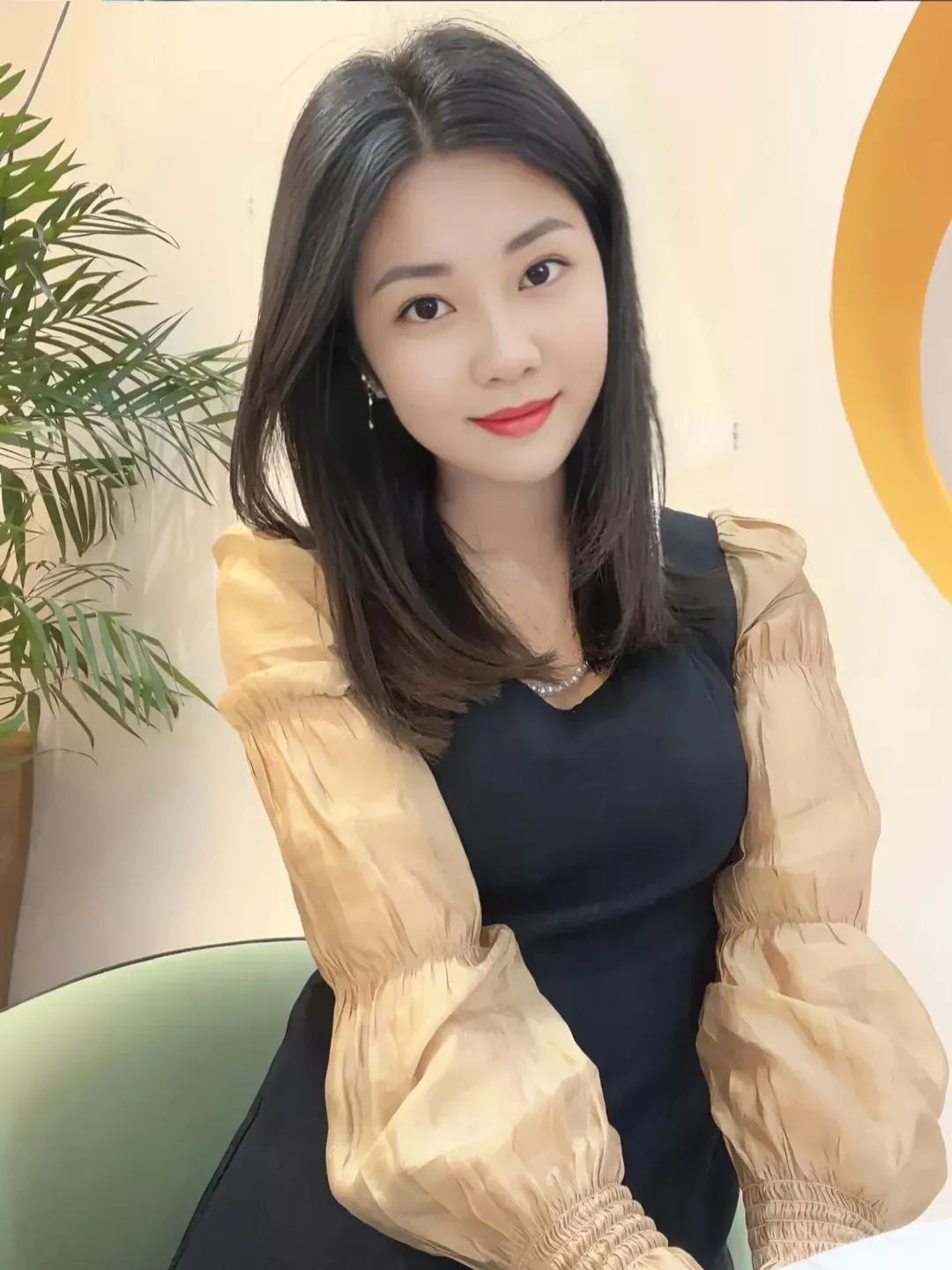 都说结婚生娃要趁早，我算是真的体会到了。

我今年46岁，大女儿才11岁上四年级