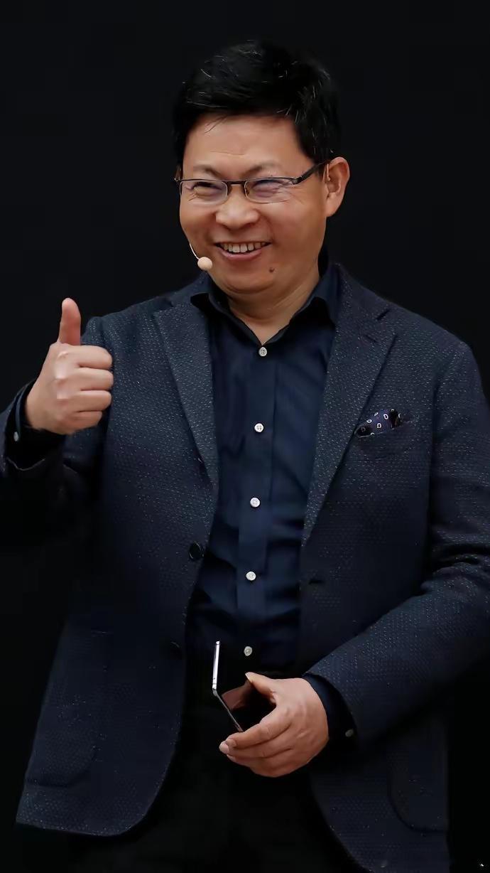 都说余承东吹牛，可人家余总说的每一个“牛”都实现了，这能叫吹牛吗？这叫牛逼好吧?