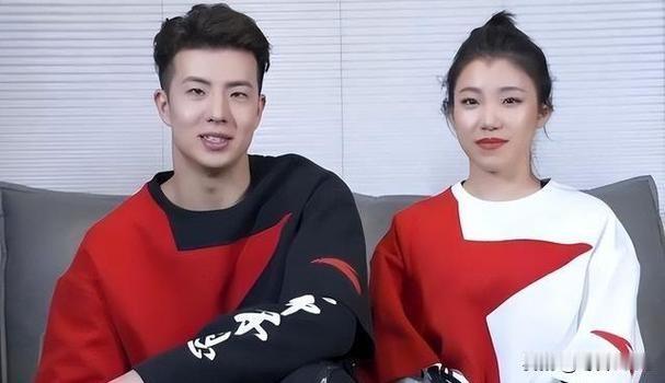 跳得这么完美，要怎样训练才能完成得这么好，太美了，最高级的艺术享受，谢谢俩宝贝，