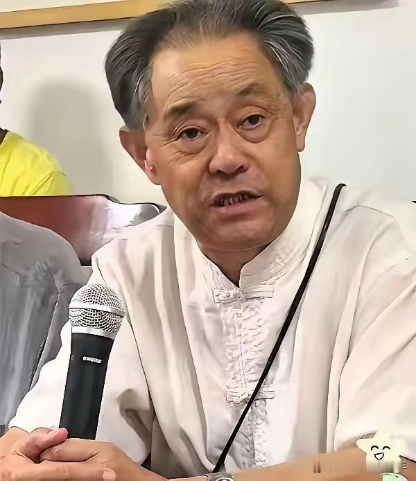 30年同是南博监守自盗，一个偷18万挨枪子，一个批走上亿名画判3年。
1994年