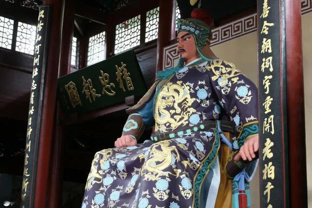 【历史不忍细看…有些人无耻到连秦桧都自愧不如】

历史上很多的细节，残酷到让人没
