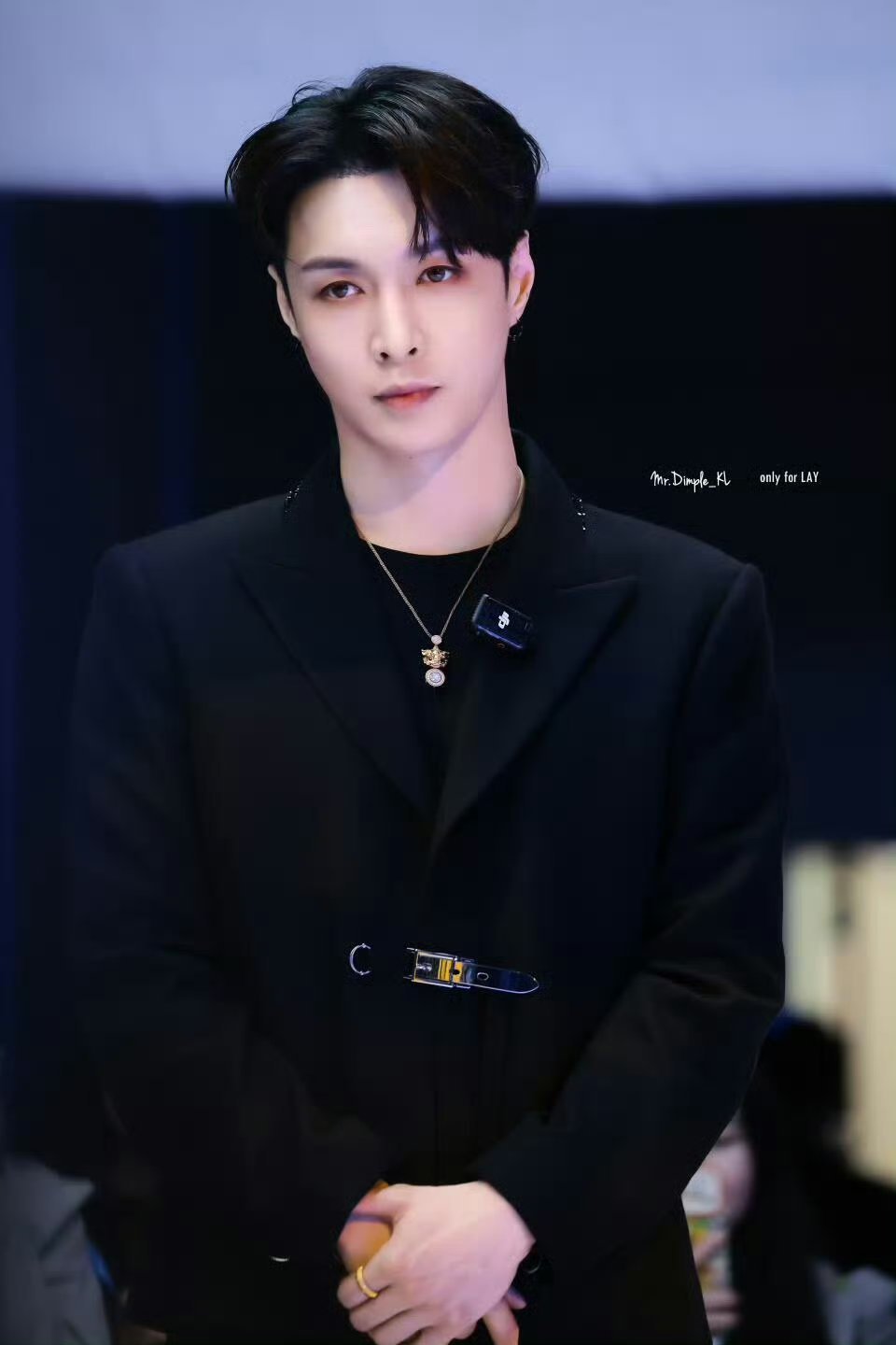 张艺兴出席全球具身智能创新大会路透，这也是中国科技公司在硅谷举办的最大发布会，张