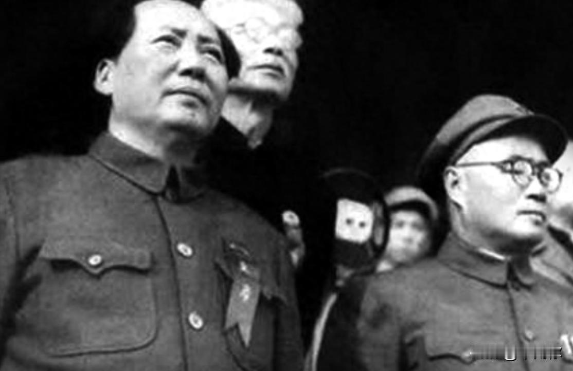 一瞎一瘸，怎么打下江山？1916一颗子弹夺走右眼，1935一条跛腿撕开乌江防线。