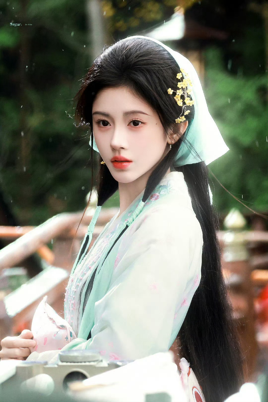 于正 女主得是鞠婧祎我才演知道鞠婧祎很美了，期待鞠婧祎待播剧《千香》《月鳞绮纪》