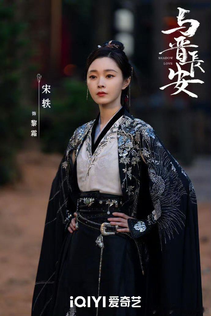 是宿敌还是妻子我自有分辨一边深情拥吻，一边算计，身份对立的极致拉扯太好嗑了！是宿