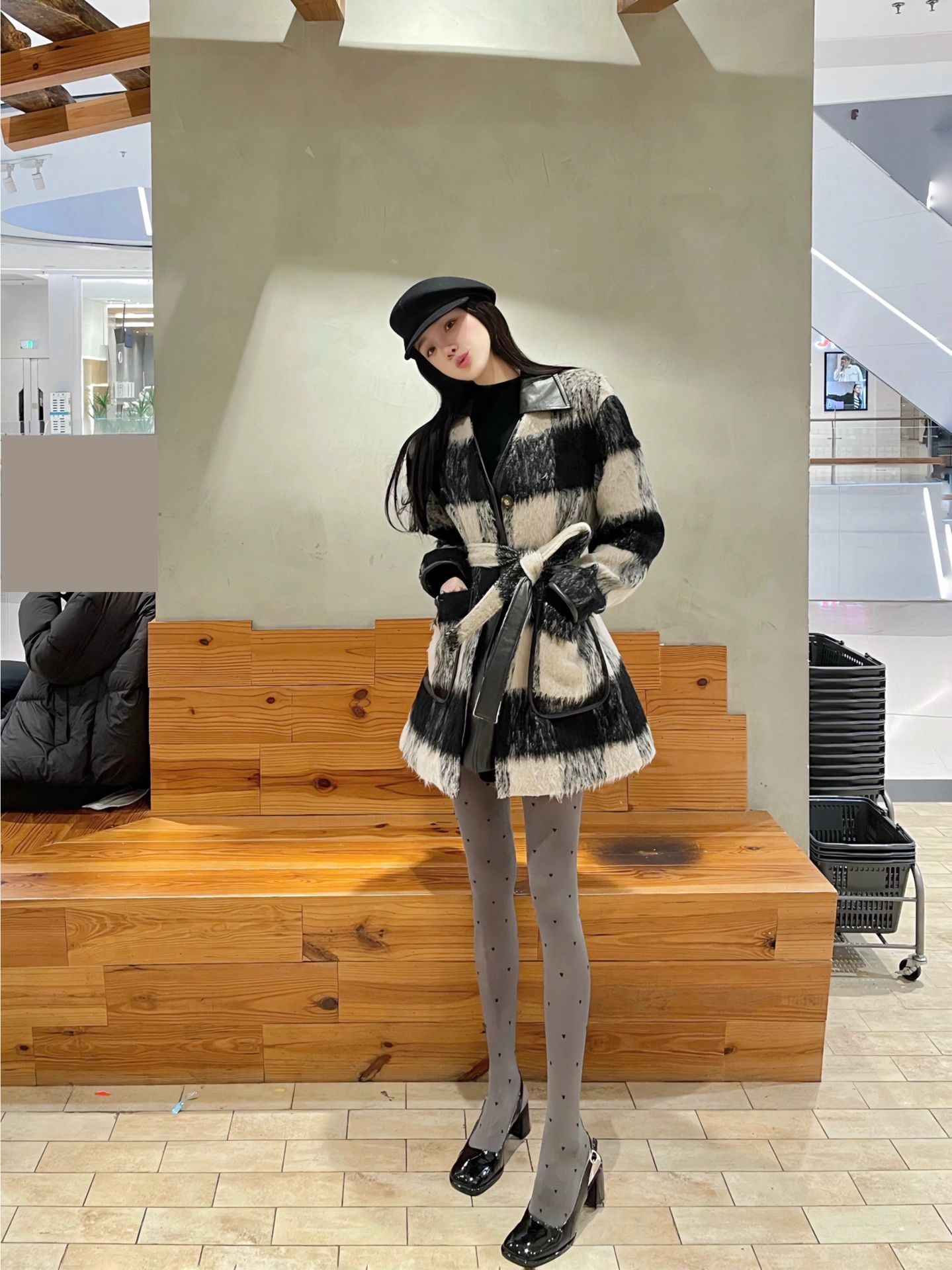 哦莫 张元英！