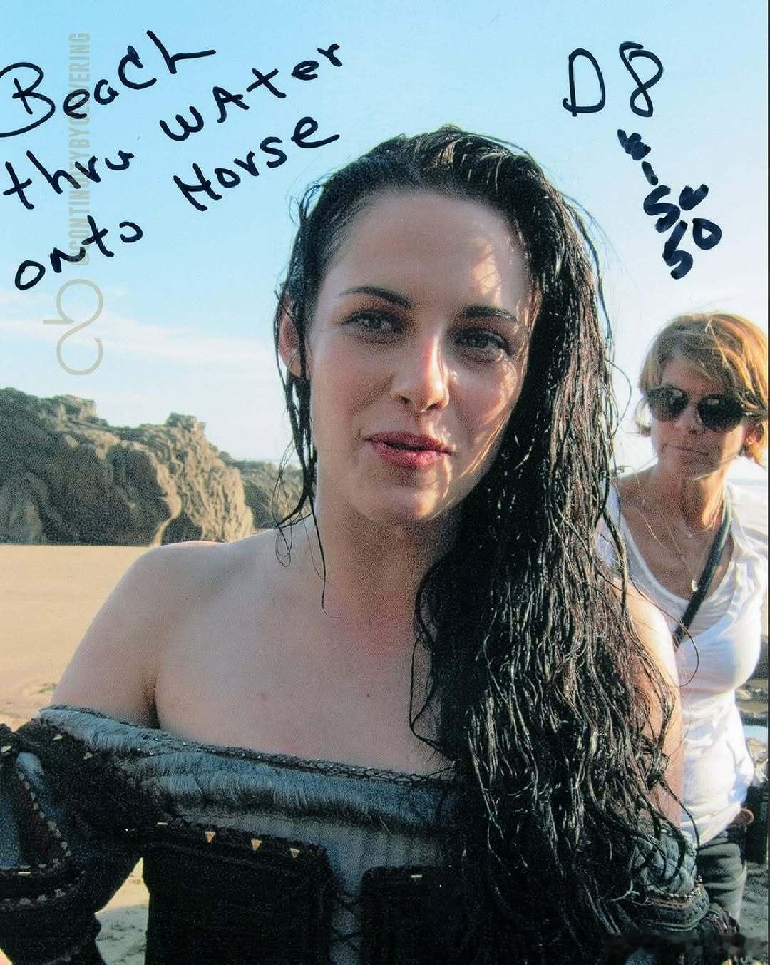 Kristen Stewart克里斯汀斯图尔特当年在《白雪公主与猎人》的片场幕后