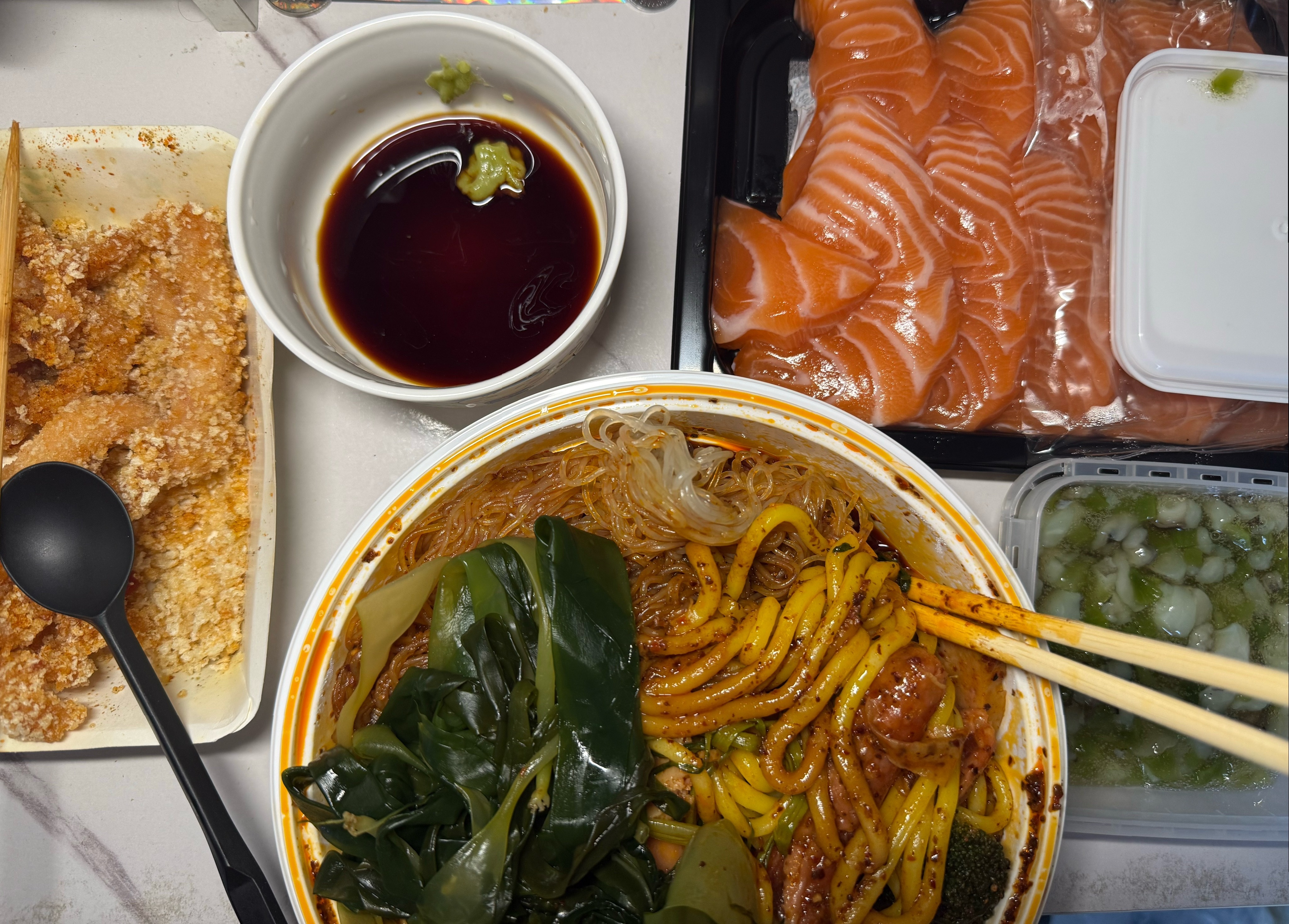 好幸福 再从冰箱拿出小酒