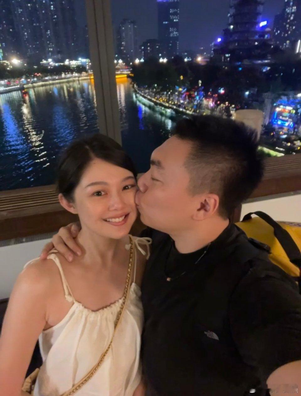 晚晚自曝爱上林瀚的理由总觉得晚晚的人生不应该是这样的，但事实就是如此，她自己把自