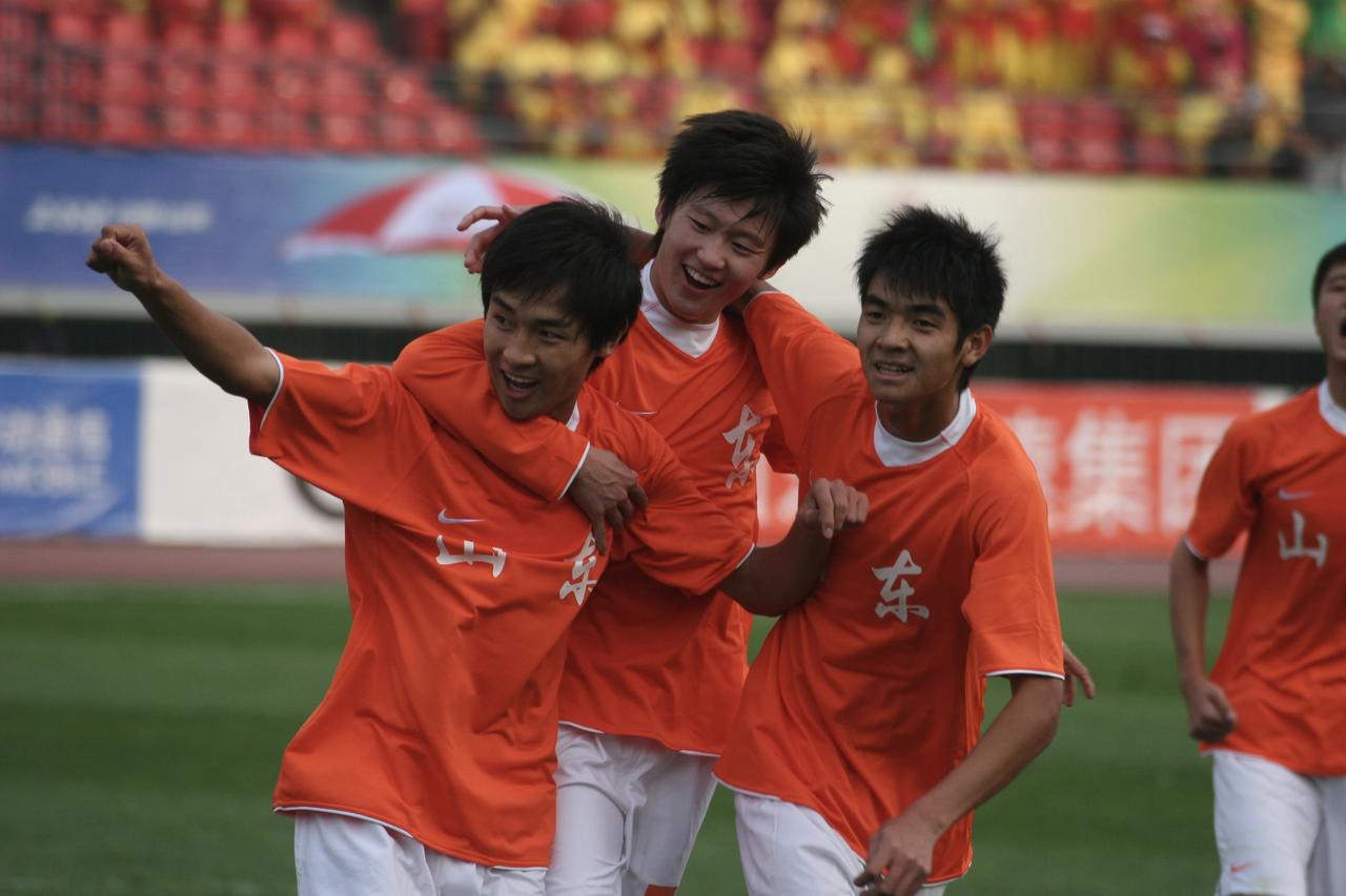 “青春风暴”已过去，当年青春洋溢的王彤，刘彬彬，吴兴涵，韩镕泽，罗森文，糜昊伦等