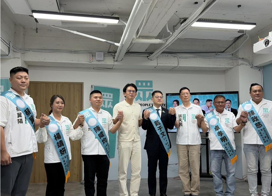 赖清德的“新潮流系”大将、陆委会副主委兼发言人梁文杰翻车了，其在大陆醉酒失态还要