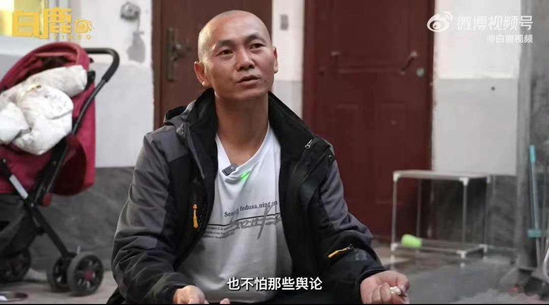 #孩子患癌5位爸爸的最后一搏#望着那五位父亲为了孩子健康全力拼搏的模样，我们很难