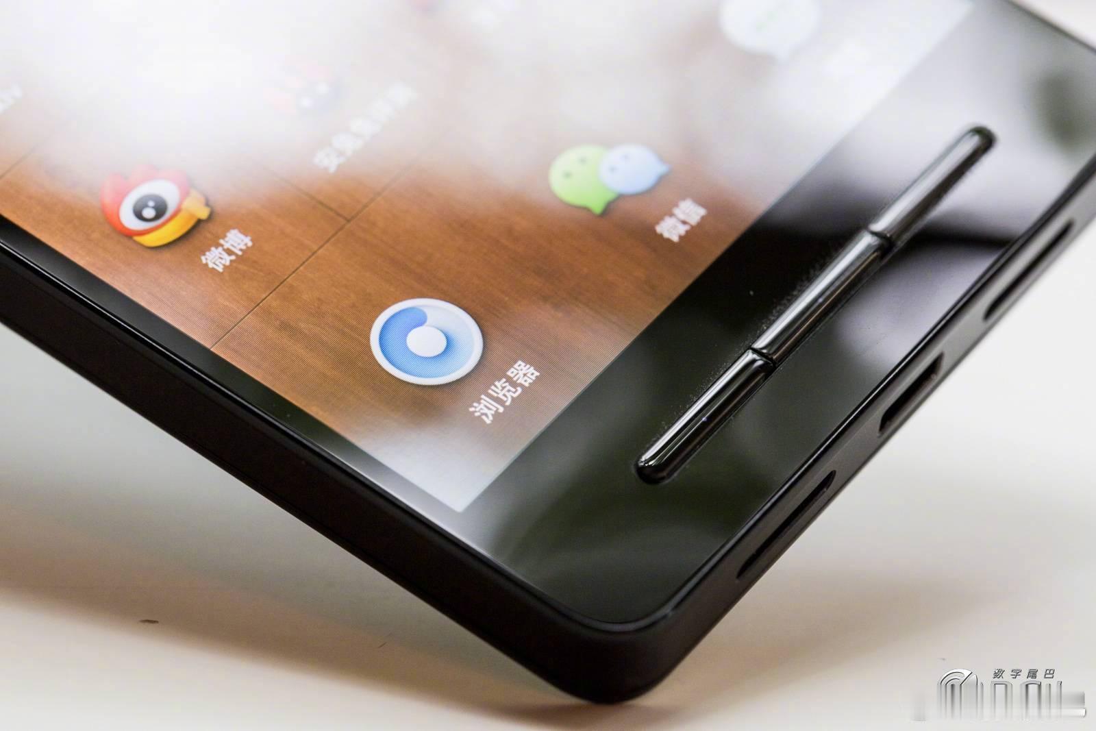 字节跳动的豆包 app 拆分原浏览器功能，豆包浏览器更换新图标等等！这不罗永浩锤