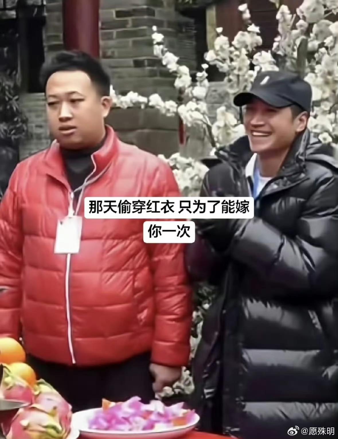 看哭！十年意难平，何晟铭终究放不下于正
 
何晟铭刷到于正新动态，笑着笑着就红了