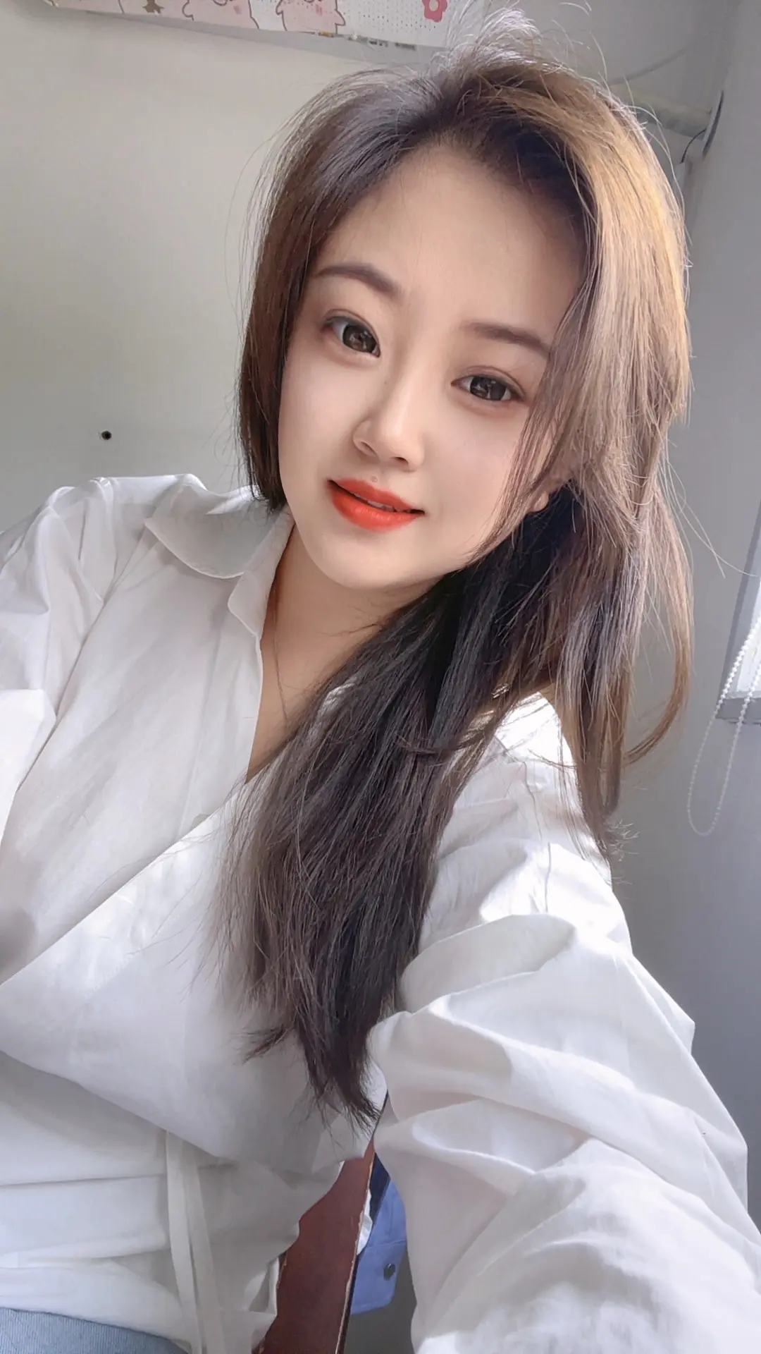 我不在任何人的计划里，我的计划里也没有任何人，长大了不想听故事，有些话...