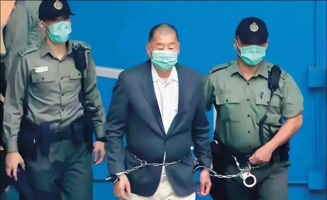 国际非政府人权观察组织称，香港法院判处黎智英20年有期徒刑，等于给他判了死刑。