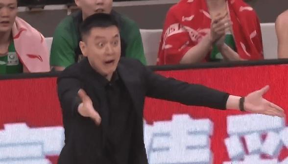 威尔斯空砍33分，付豪9分再无人得分上双，辽宁70-86不敌青岛

今晚CBA常