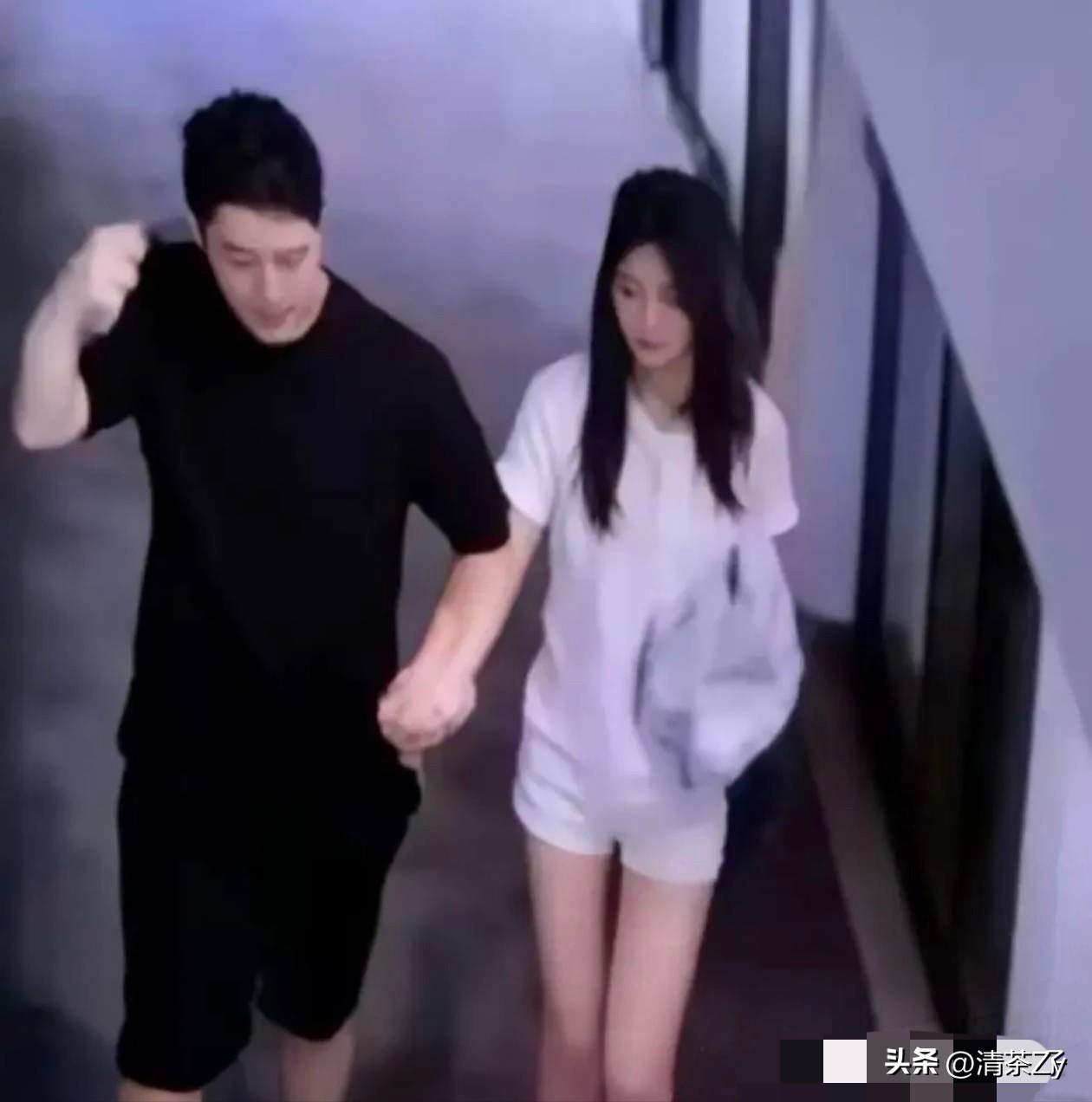 关键时刻还是应该寻求警方的帮助最靠谱！连发7条向闺蜜求救的信息，可是闺蜜却在8个