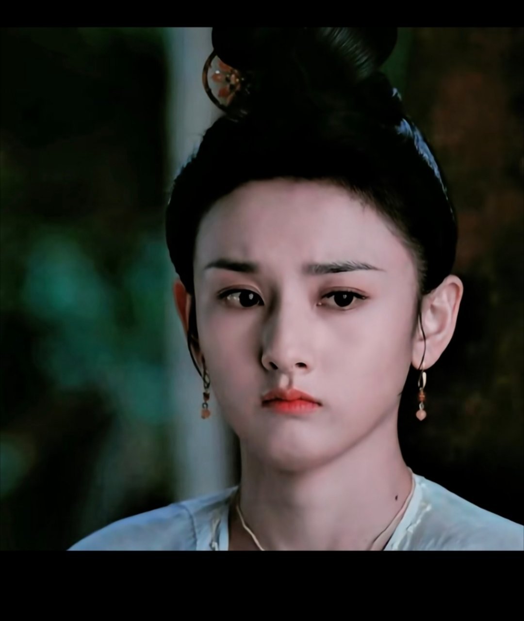 宋祖儿古装是大光明好看还是八字刘海好看？ 