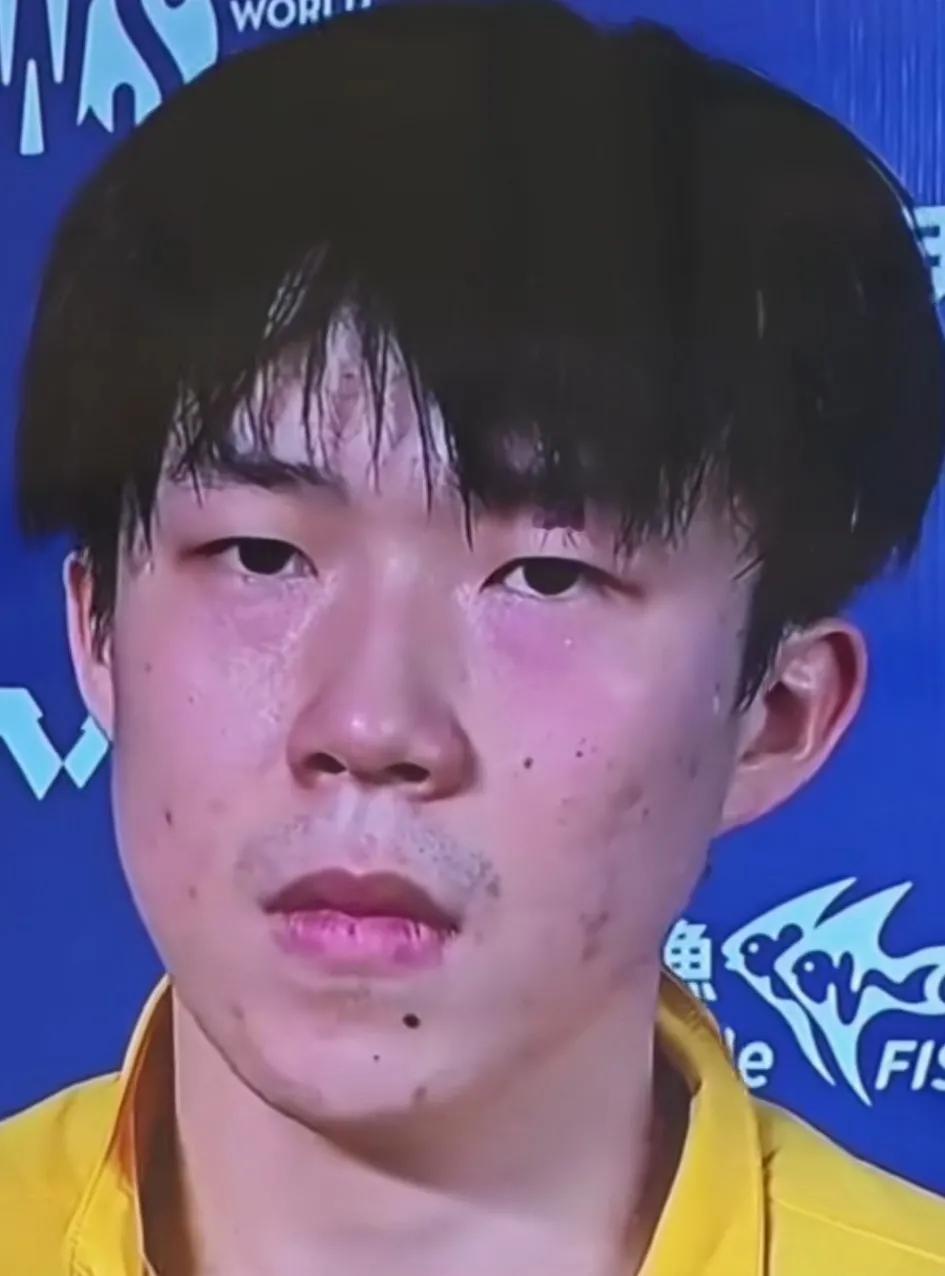 这才是他最真实的样子，你还会一如既往的支持和喜欢他吗？他是大家很喜欢的一位乒乓球