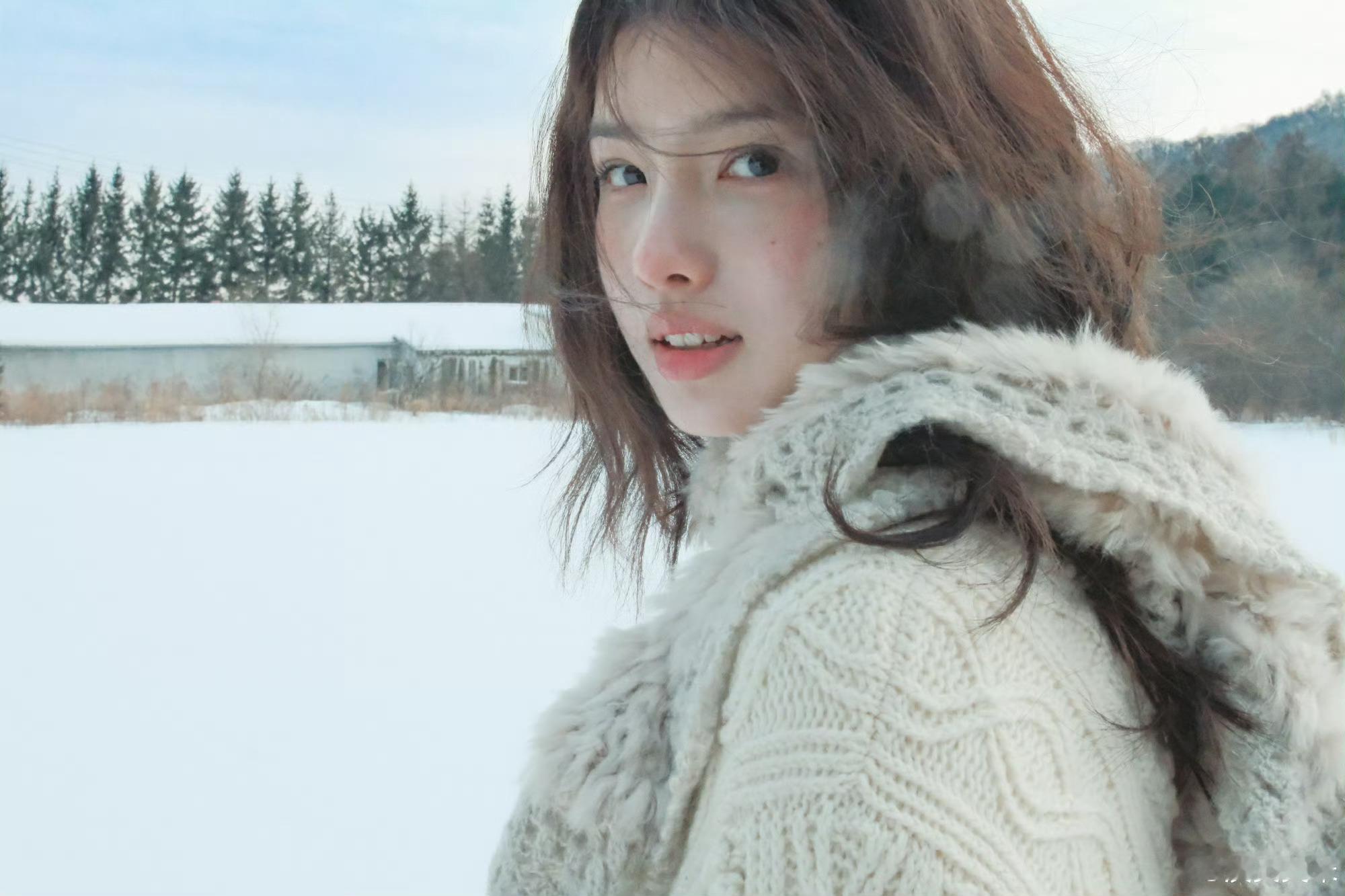 艾米艺考北电第三恭喜我们可爱的妹宝啊~北电艺考成绩是全国第三！！艾米未来可期