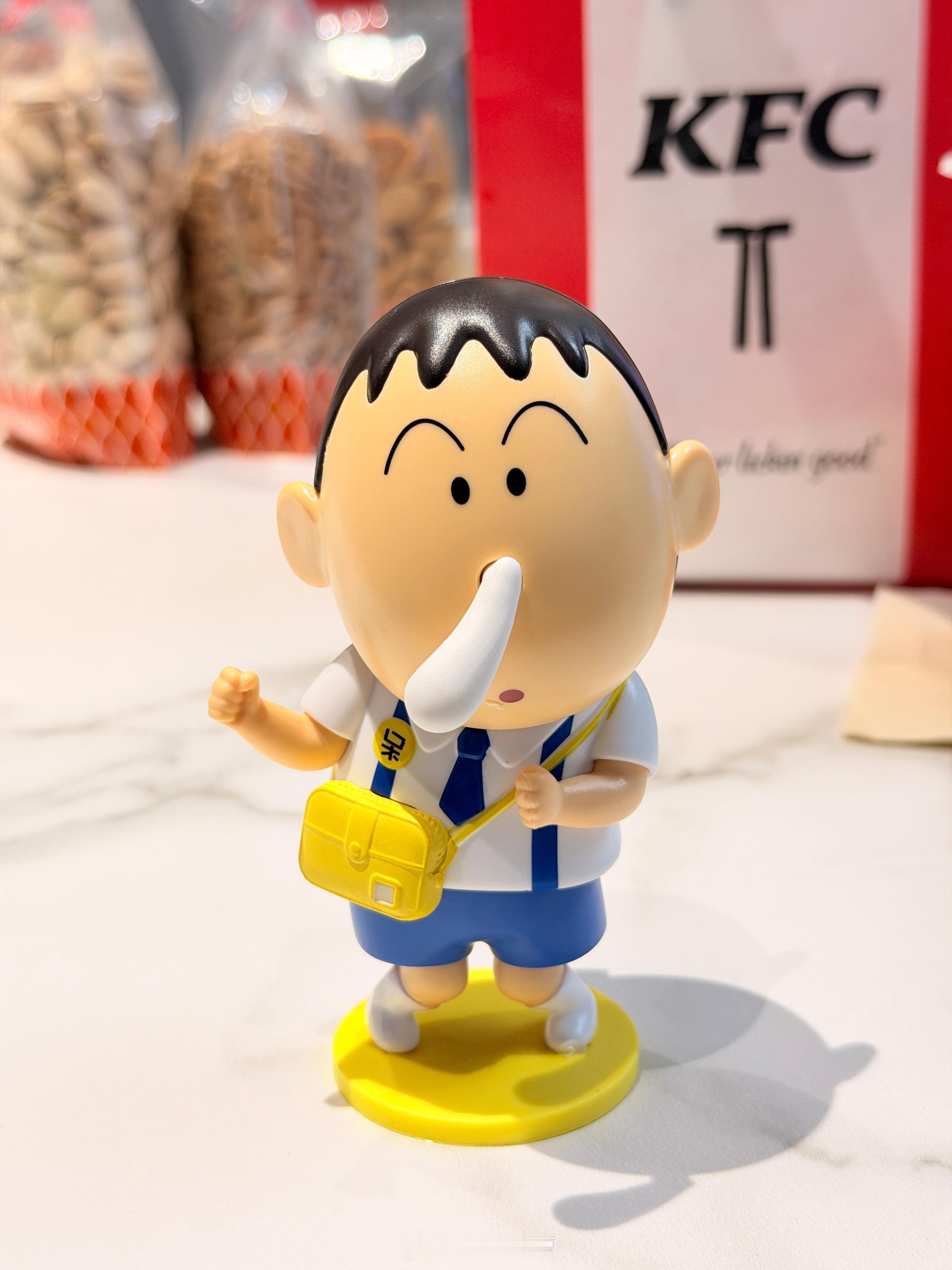 肯德基与蜡笔小新的联名也太可爱了 南京