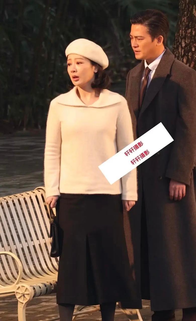 杨紫《玉兰花开君再来》最新路透 杨紫自曝2年无休