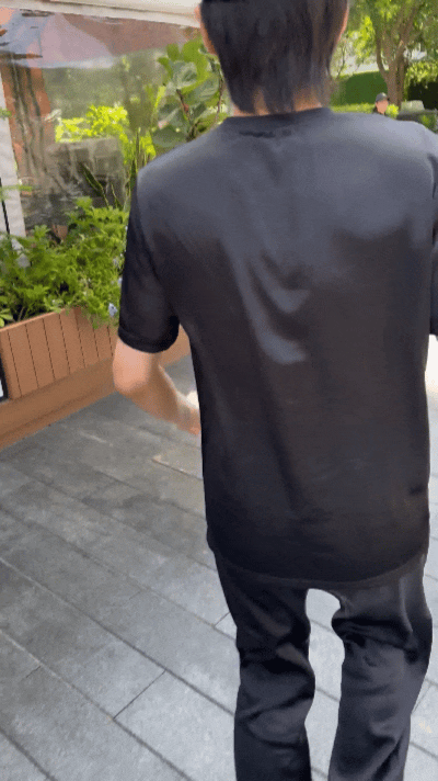偶遇周震南跳广场舞悄悄来到深圳粉丝聚集的居民楼下，融入广场舞氛围，随手随机邀请幸