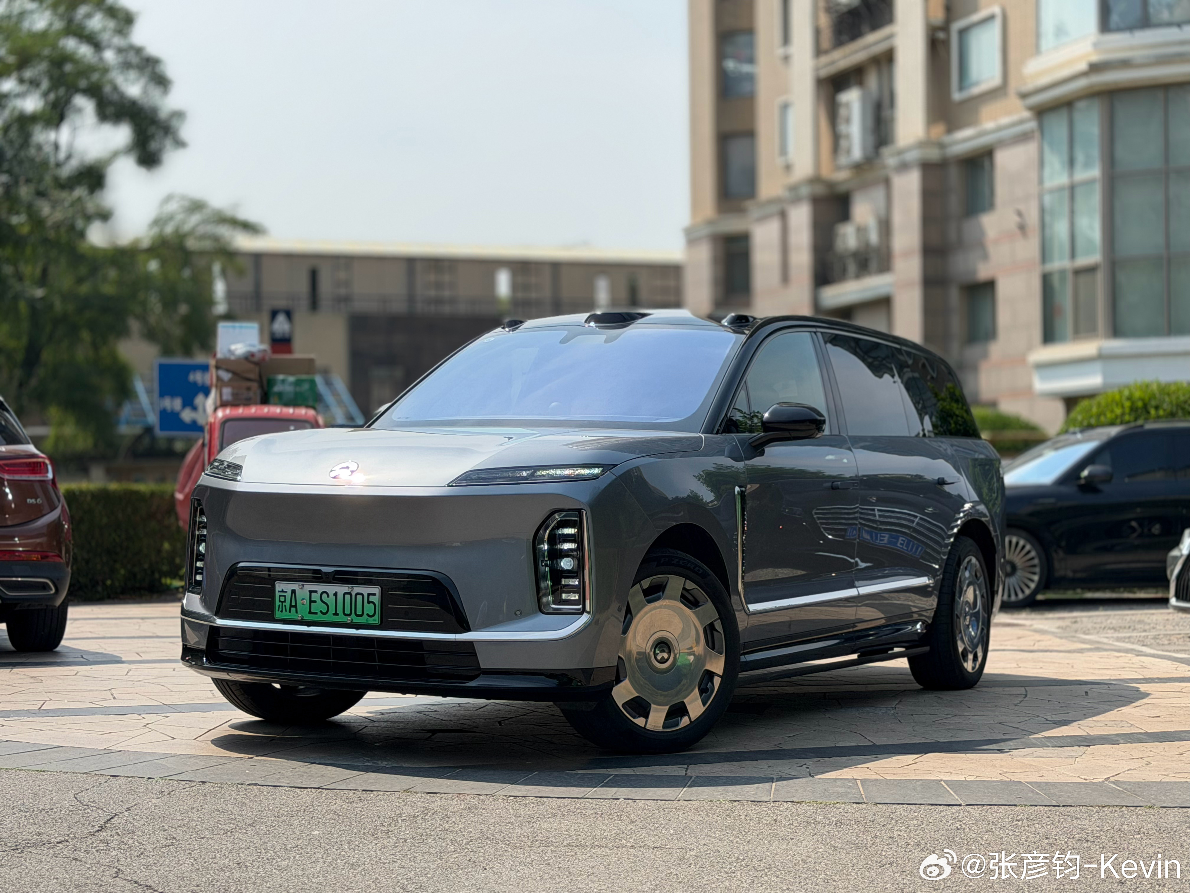 蔚来ES9，开两天，看看怎么个事儿？好大、回头率好高。凯文聊车