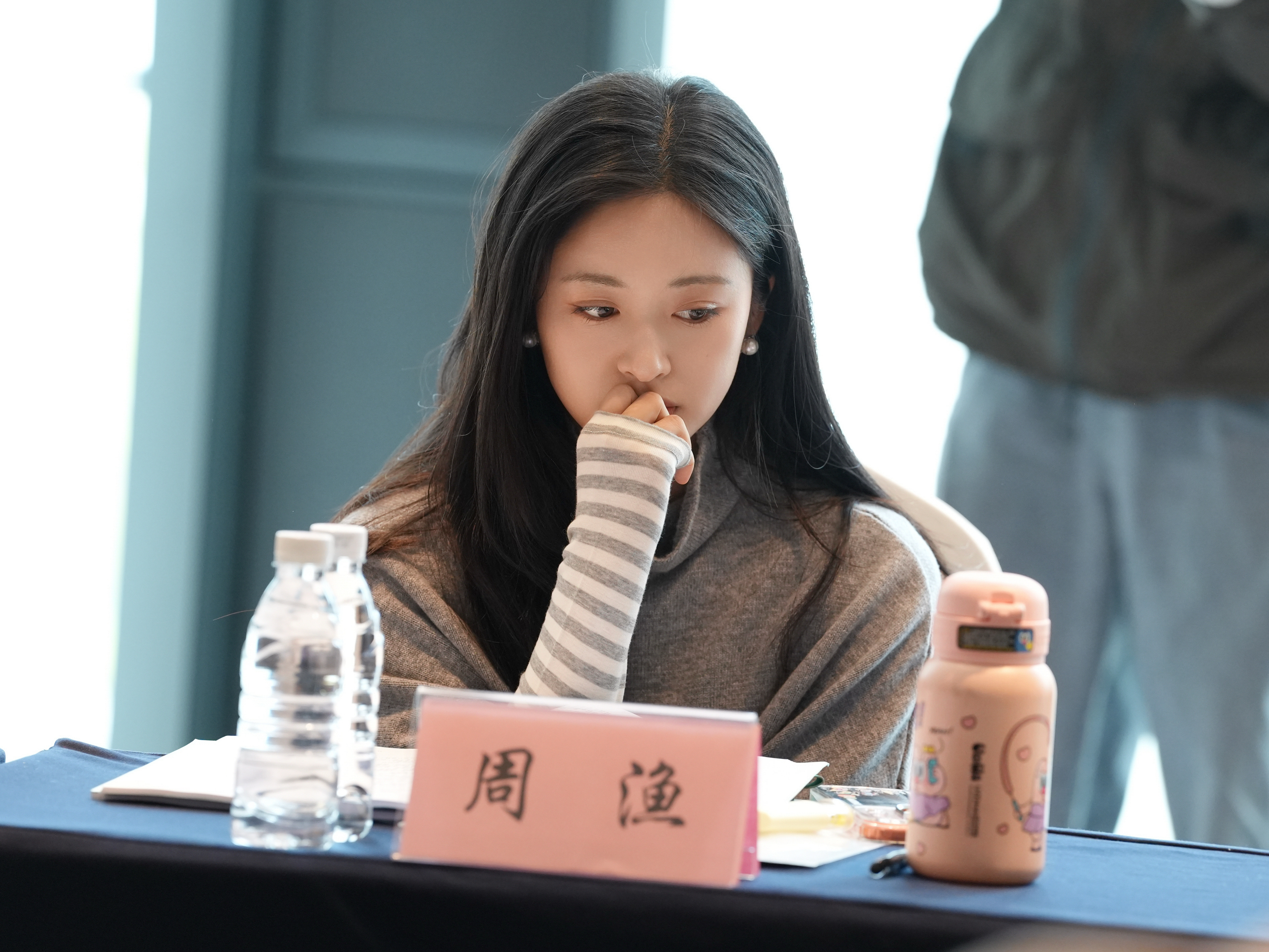 沈月张晚意开机路透周渔老师的气质很曼妙