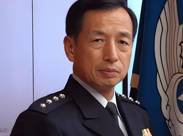 中国公开自卫权后，日本前总参谋长说：如果这次日本不采取强硬措施，将会沦为国际笑柄