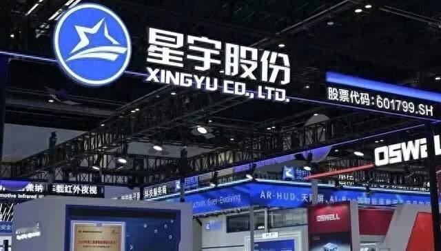 羞辱式清退研究生的反噬来了！奔驰立案、大众调查，港交所亮红灯