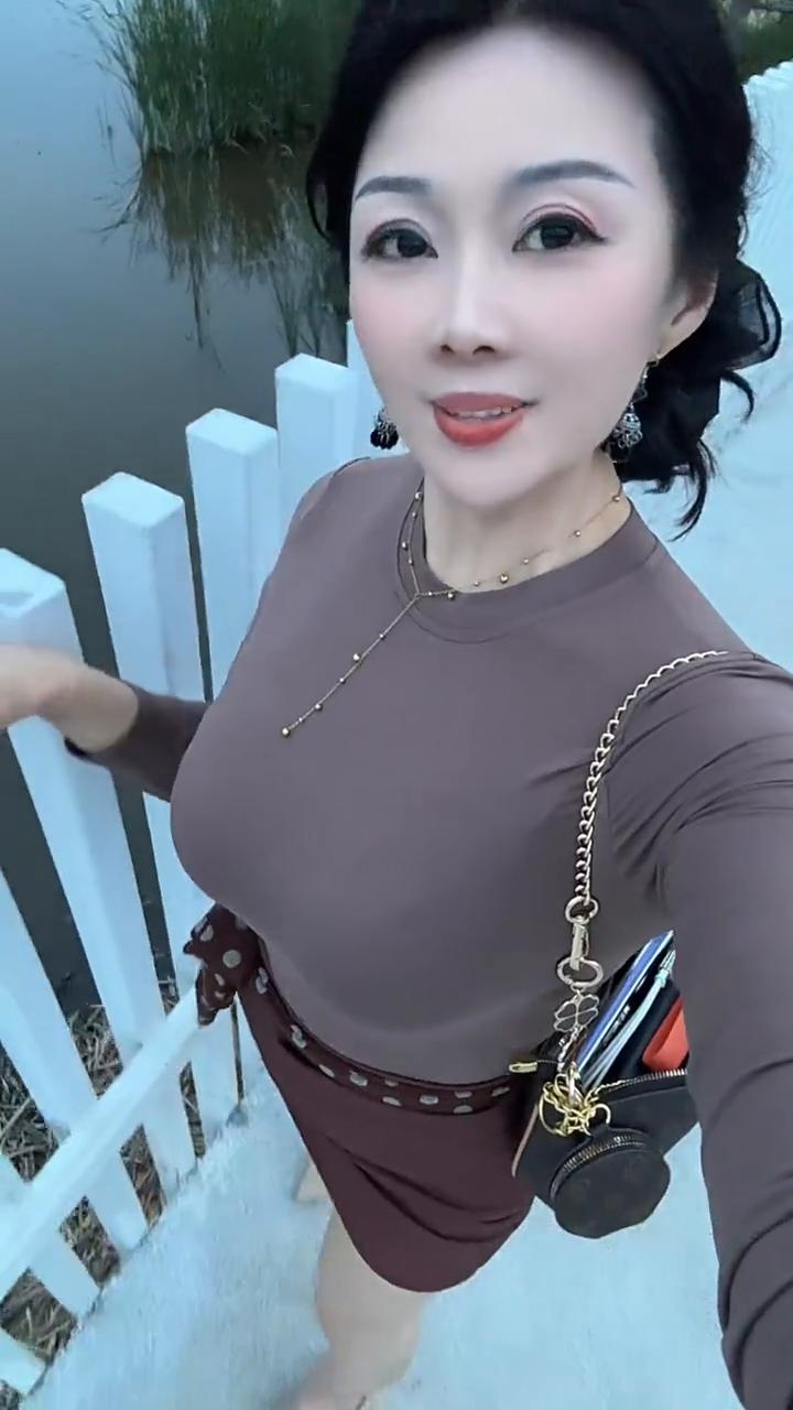 你逃不掉了，我喜欢上你了，我要缠住你不放。